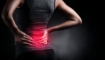 ból pleców tuż nad pośladkami