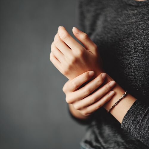 jak odruznic ciesn nadgarstka